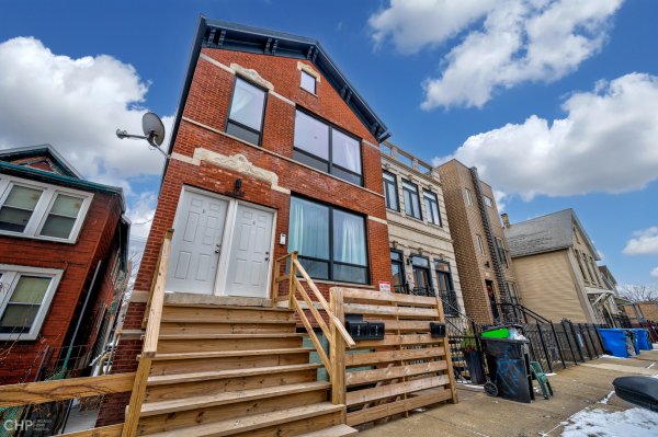 1716 S Clinton St Chicago, IL 60616