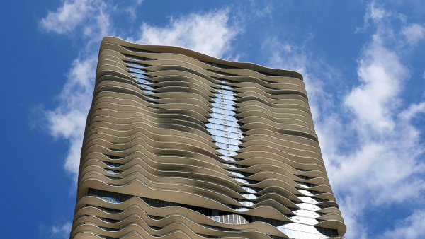 225 N Columbus Dr #8006 Chicago, IL 60601