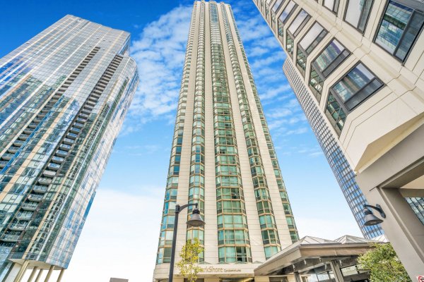 195 N Hbr Dr #4105 Chicago, IL 60601