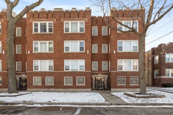 6850 S Dante Ave #2N Chicago, IL 60637