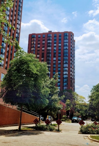 899 S Plymouth Ct #1907 Chicago, IL 60605