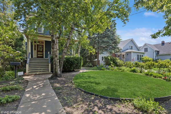 2635 Poplar Ave Evanston, IL 60201