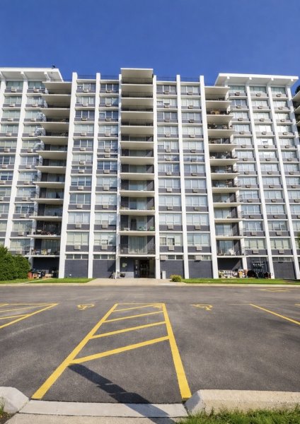 8809 W Golf Rd #11F Niles, IL 60714