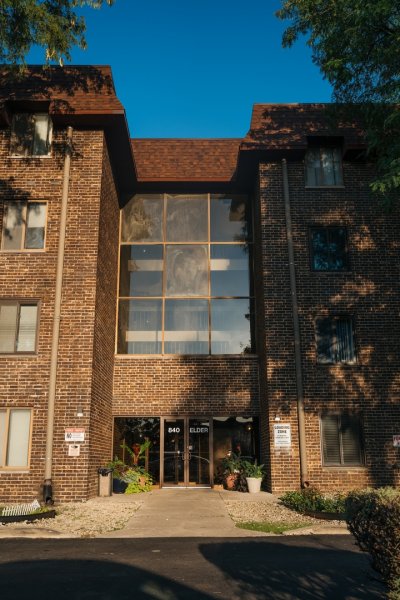 840 Elder Rd #414 Homewood, IL 60430