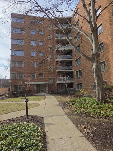 1862 Sherman Ave #6NW Evanston, IL 60201