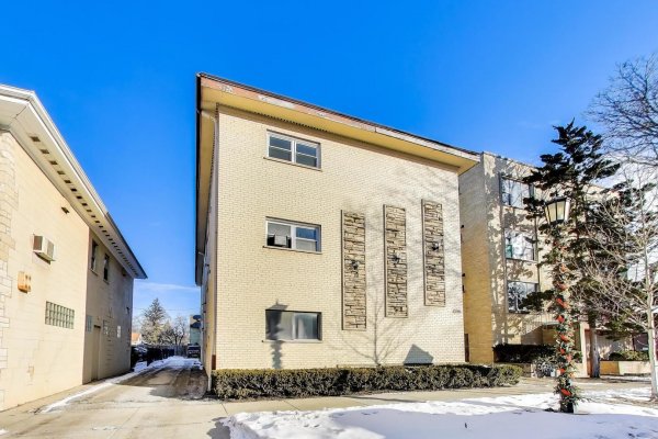 306 Chicago Ave #3N Oak Park, IL 60302