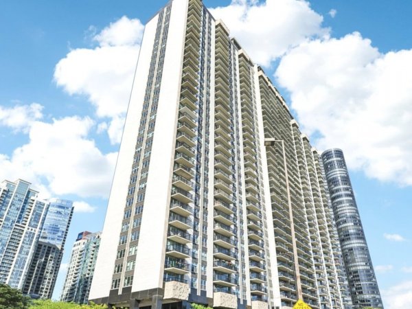 400 E Randolph St #1119-20 Chicago, IL 60601