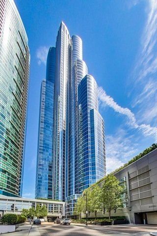 1211 S Prairie Ave #5400 Chicago, IL 60605
