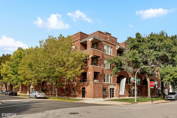4358 S Prairie Ave Chicago, IL 60653