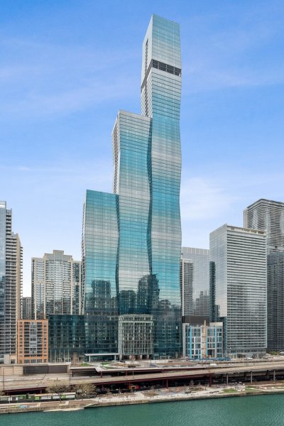 363 E Wacker Dr #1906 Chicago, IL 60601