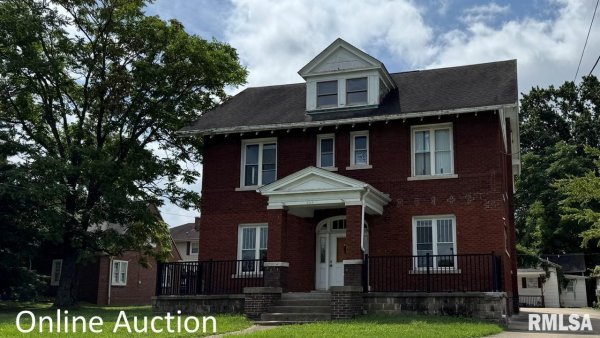 505 W MAIN St Carbondale, IL 62901