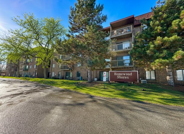 820 Elder Rd #C-412 Homewood, IL 60430