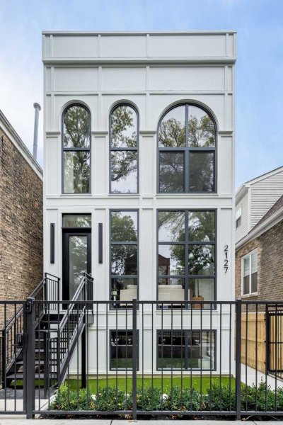 2127 W Dickens Ave Chicago, IL 60647