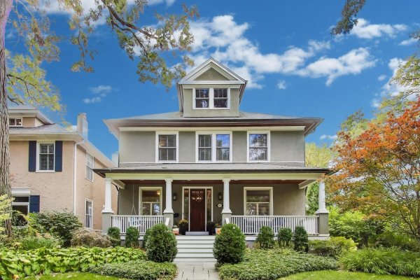 831 Frst Ave Wilmette, IL 60091