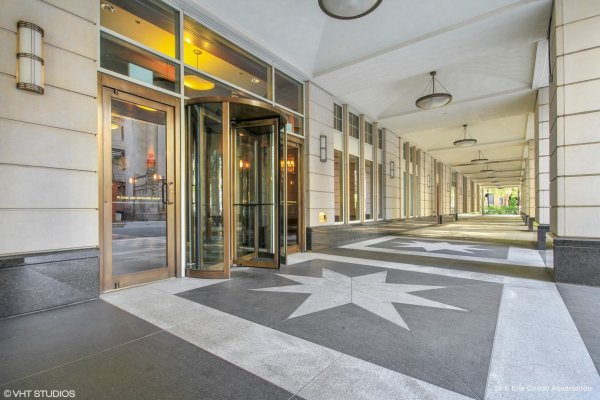 55 E Erie St #5201 Chicago, IL 60611