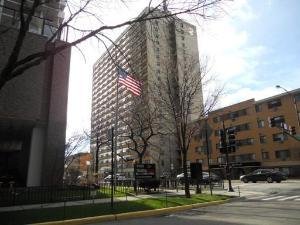 6030 N SHERIDAN Rd #510 Chicago, IL 60660