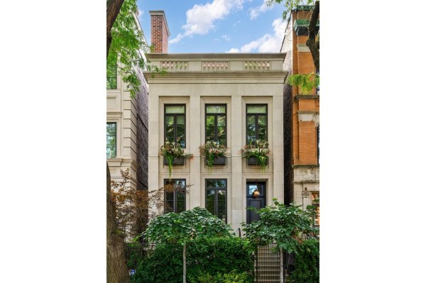 1720 N MOHAWK St Chicago, IL 60614