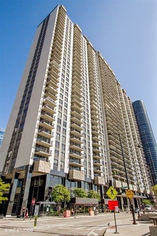 400 E Randolph St #1204 Chicago, IL 60601 400 E Randolph St #1204 Chicago, IL 60601