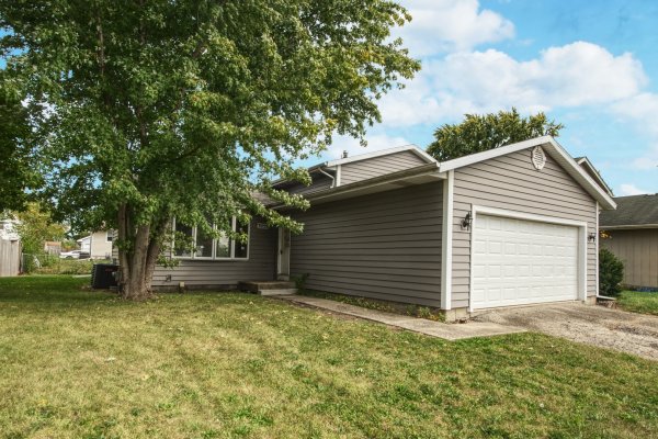 3255 Longford Dr Joliet, IL 60431
