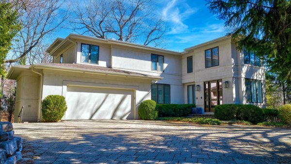 1643 Sylvester Pl Highland Park, IL 60035