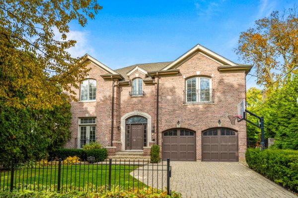 512 Elmwood Ave Wilmette, IL 60091