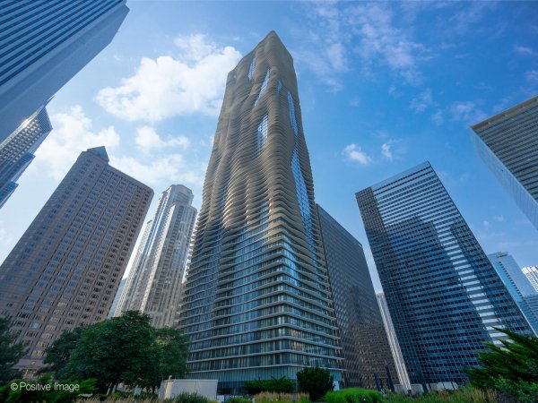 225 N Columbus Dr #6301 Chicago, IL 60601