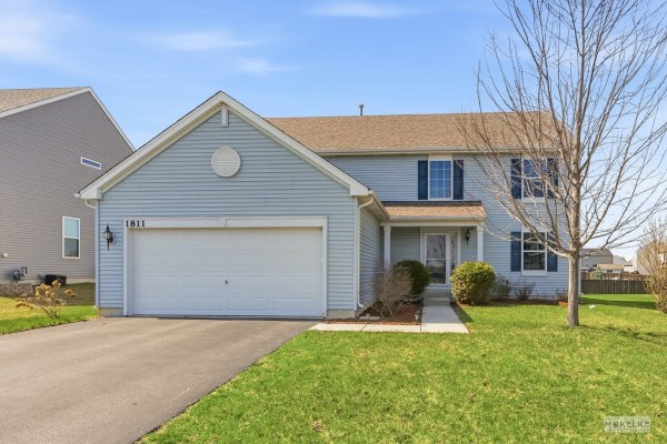 1811 Flagstone St Joliet, IL 60431