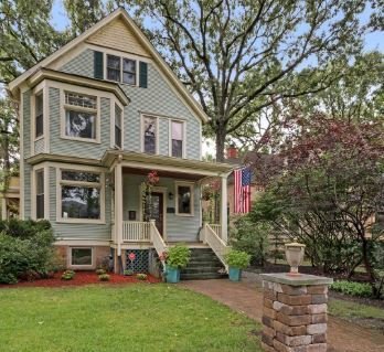 1241 Maple Ave Wilmette, IL 60091