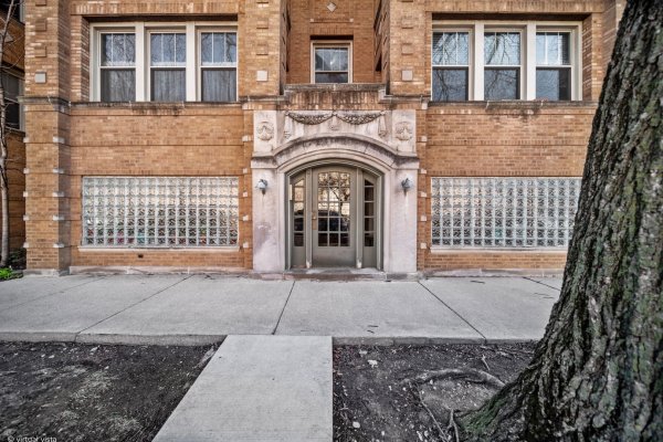 340 S KENILWORTH Ave #3 Oak Park, IL 60302