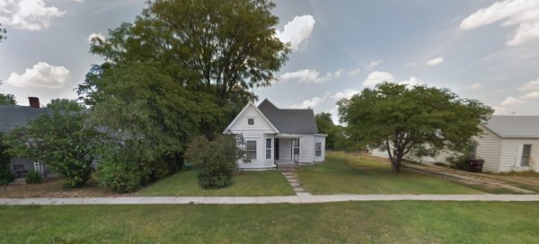 718 Superior St Chapin, IL 62628